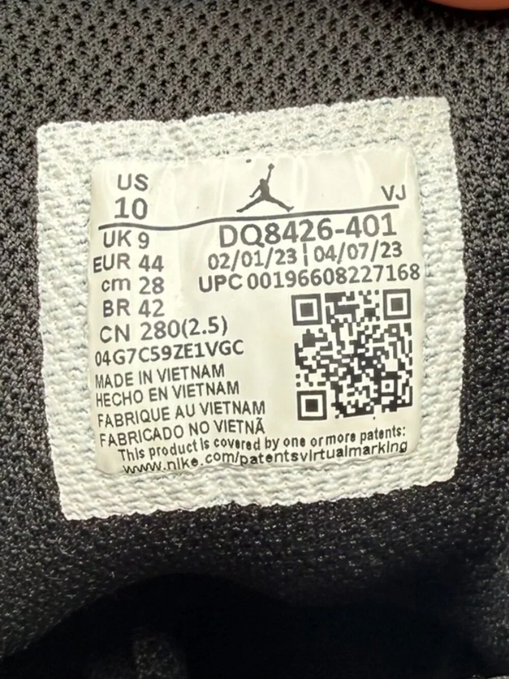 AIR JORDAN 1 MID UNIVERSITY BLUE BLACK SIZE 10 DQ8426-401 No Box